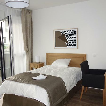 Aparthotel Domitys - Les Robes D'Airain Caen Exterior foto