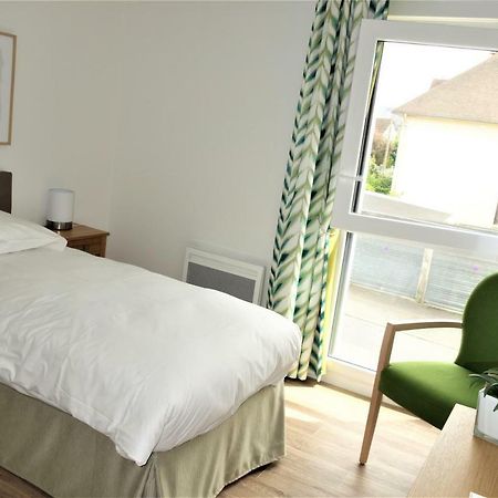 Aparthotel Domitys - Les Robes D'Airain Caen Exterior foto