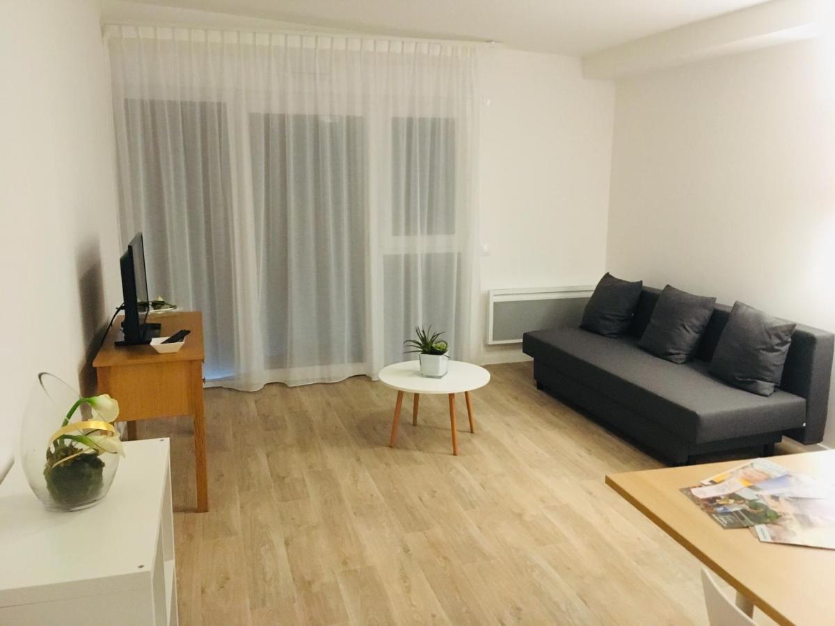 Aparthotel Domitys - Les Robes D'Airain Caen Exterior foto